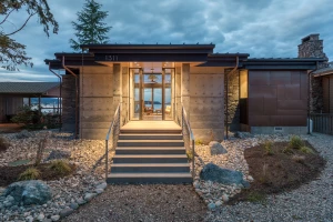 Beach Drive Waterfront Studio