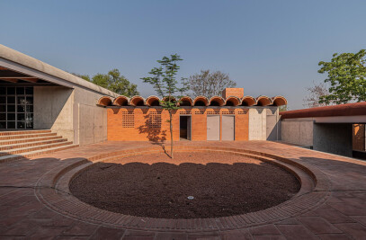 Tlatenchi Cultural Centre and Kindergarten