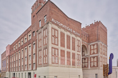 TRANSAT architekti completes new art gallery space in historic mill building